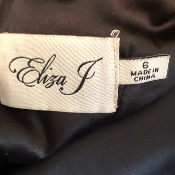 Eliza J black sequined gown. - Picture 9 of 11